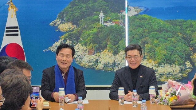 정원오 성동구청장, 고향 여수 방문…...