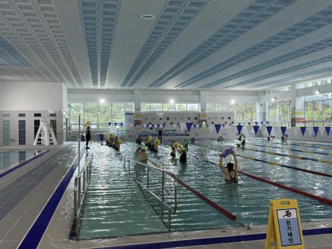 함평실내수영장, 개장 첫해 이용객 6...