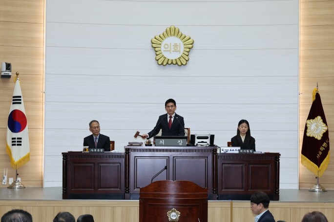 용산구의회, 제303회 임시회 개회