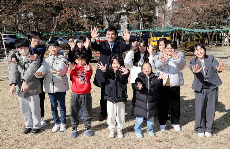 윤건영 충북교육감, 청주 봉명‧영운 ...